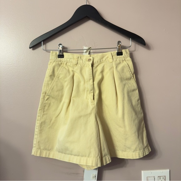 Lauren Ralph Lauren Petite Bermuda Shorts Light Yellow Women Size 4P - Picture 1 of 9